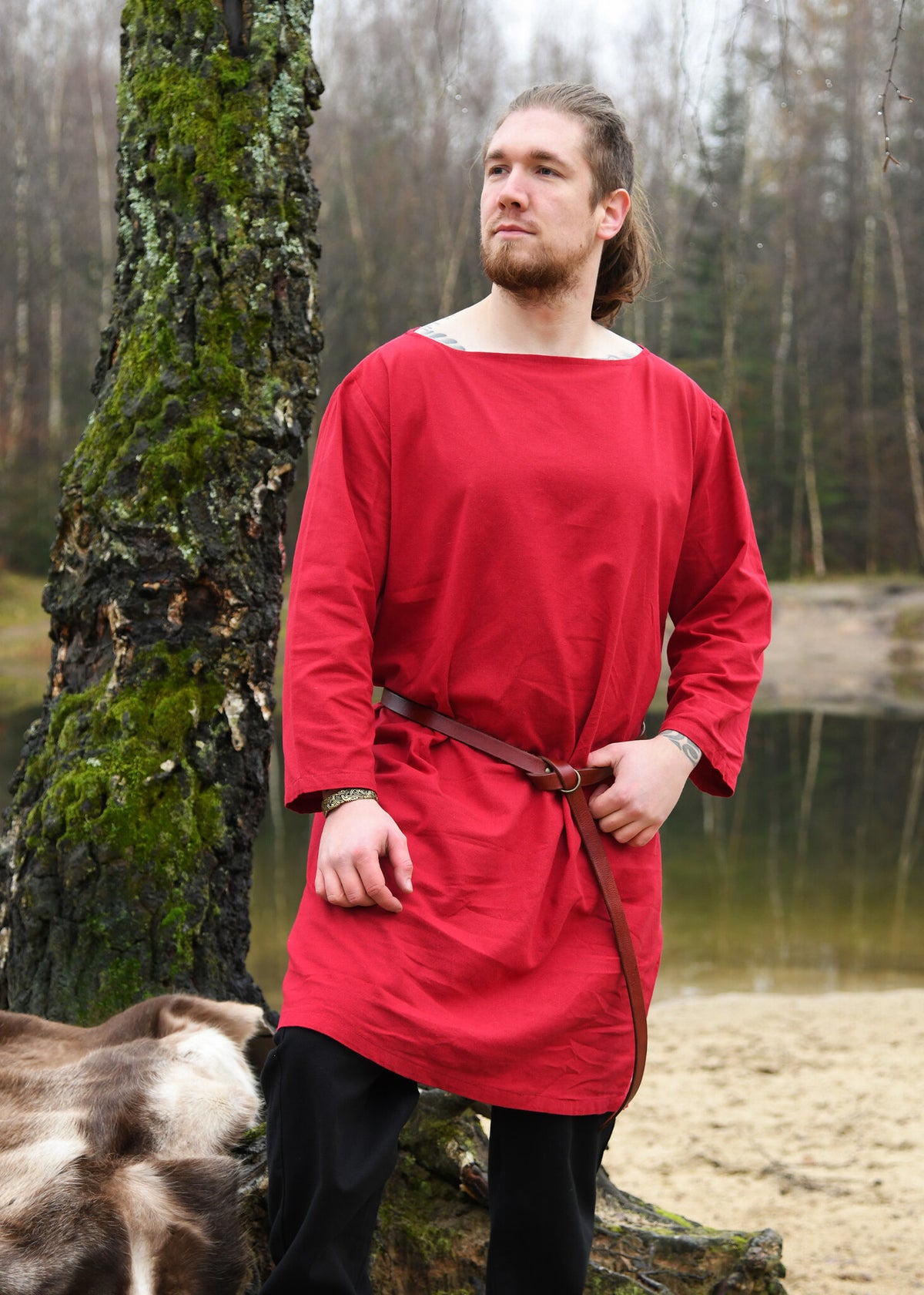 Roman tunica Mars, red