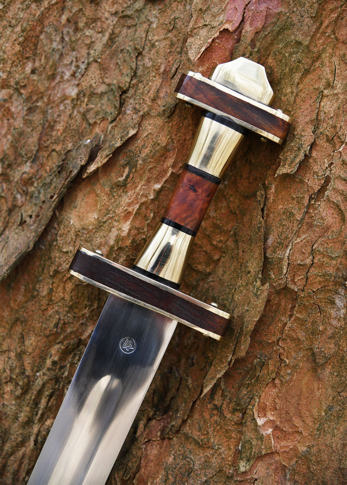 Germanic spatha, semi-sharp