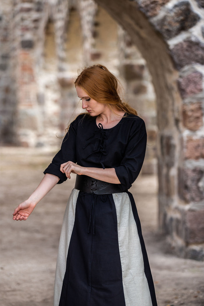 Renaissance blouse Sofia, black