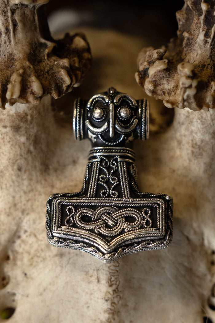 Viking Ödeshög Mjölnir with Knotwork, silvered bronze