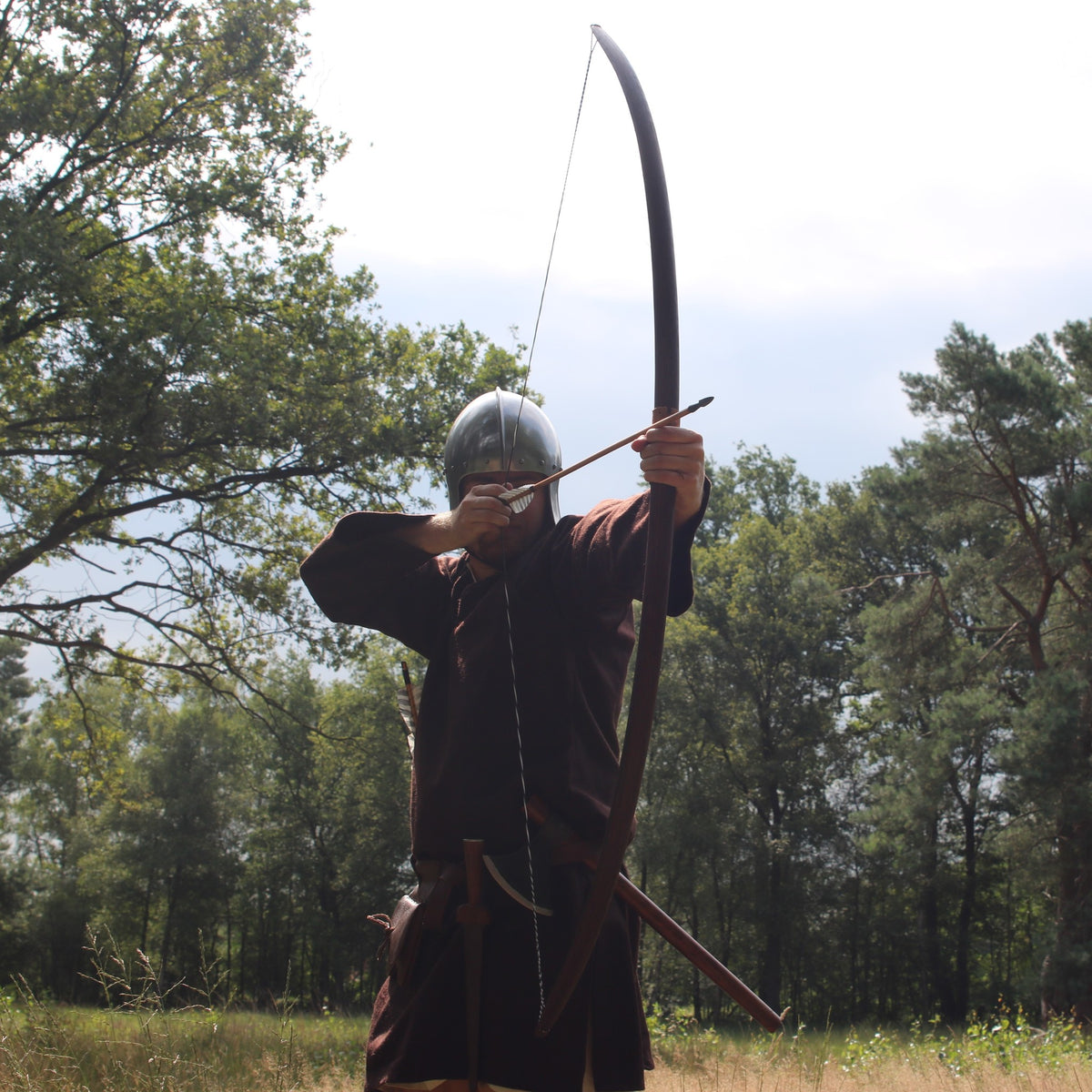 Marksman hand-bow, 58" (147 cm) dark brown 40 lbs