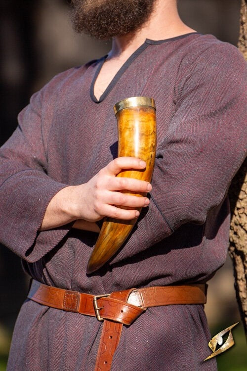 Drinking horn Freydis, 500-650 ml