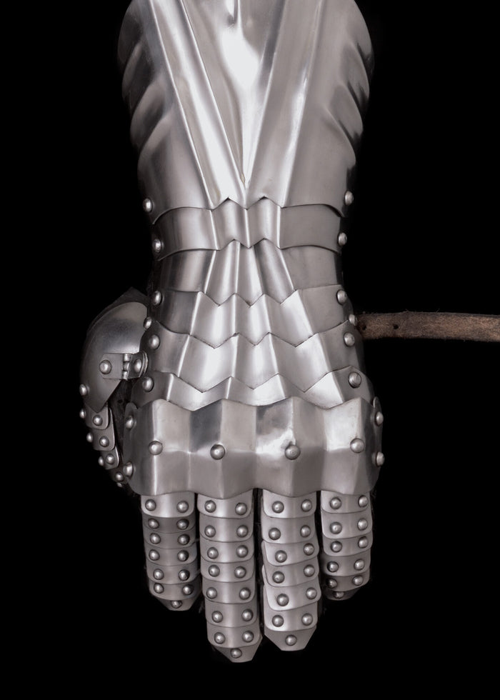 Late Gothic gauntlets, 1.2 mm