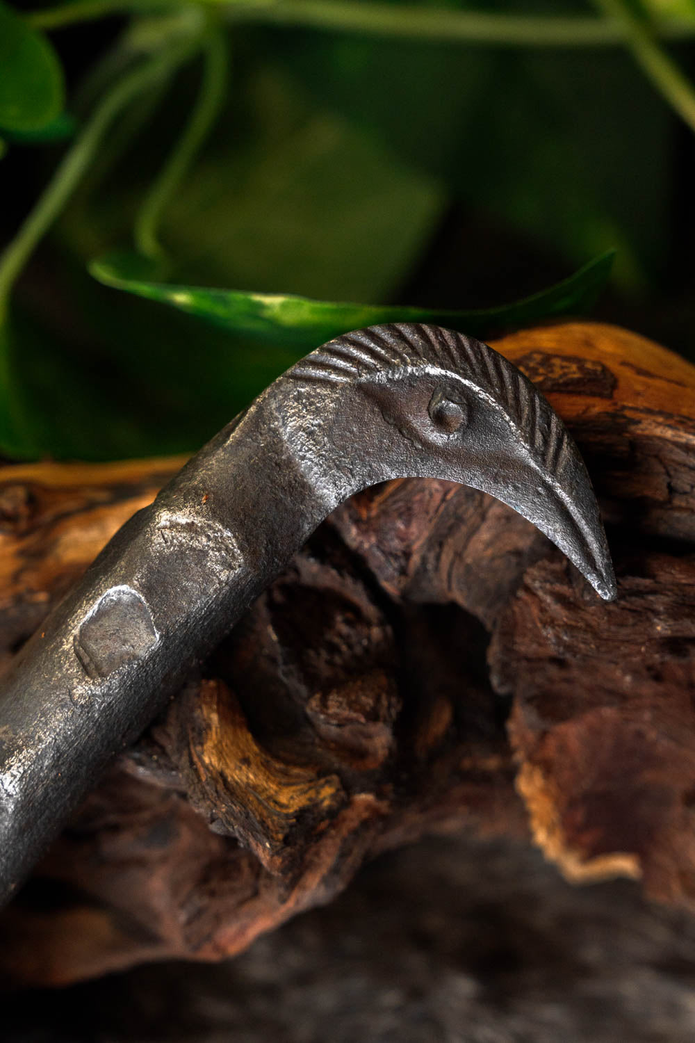 Hand forged knife Jorik, semi-sharp