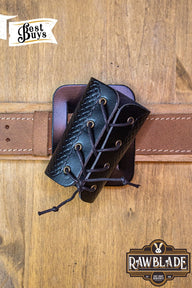 Nemain Holder - Black - right-handed