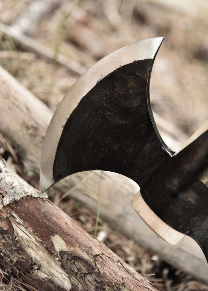 Double axe, semi-sharp