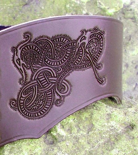 Corset belt Bertholdin B with Viking motif, black leather