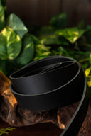 Leather belt 30 mm / 130-140 cm black