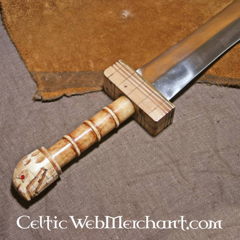 Parazonium, siglo I d.C., semi-afilado