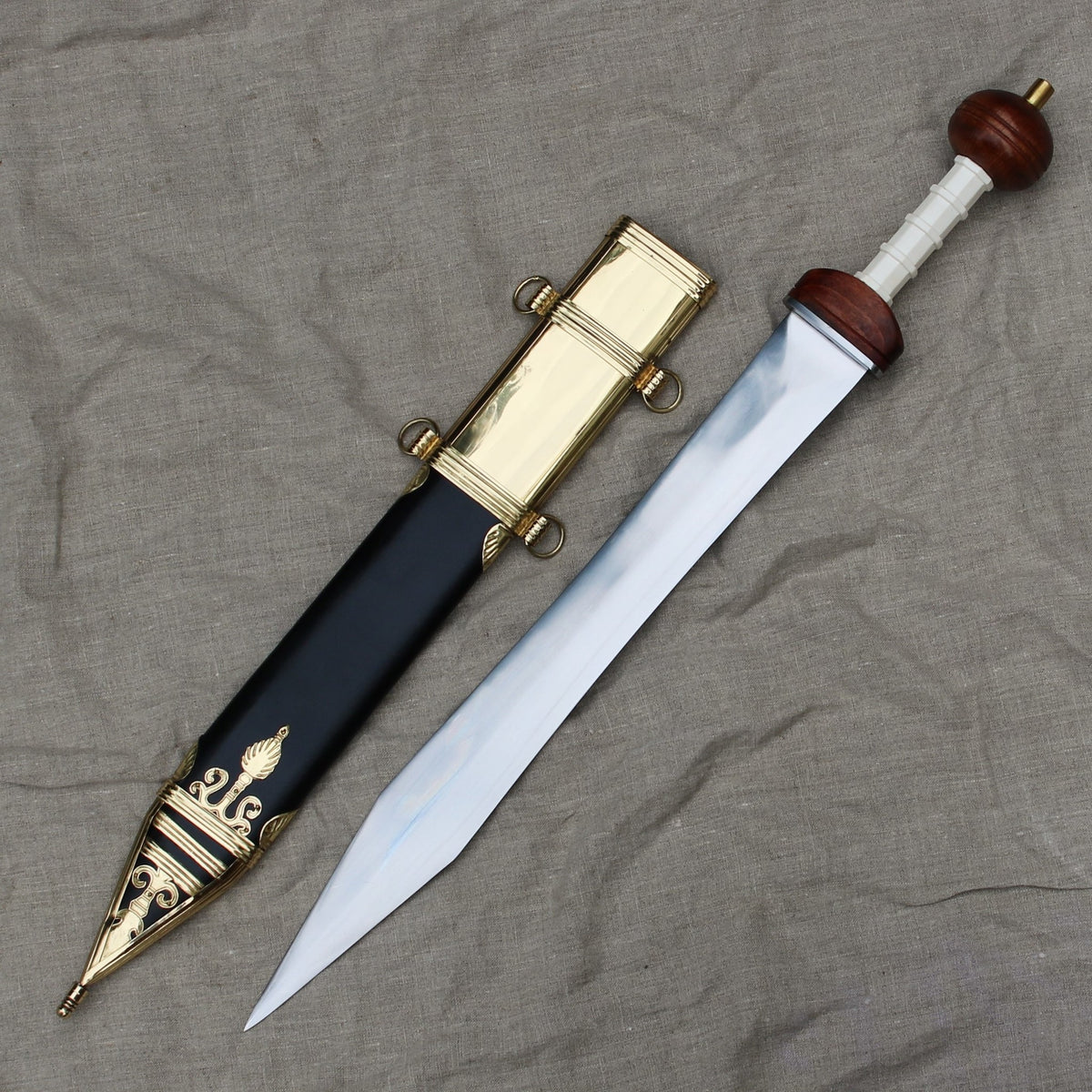Gladius Mainz Pompeii, semi-sharp