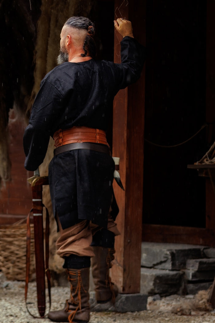Medieval tunic Folcart, black, wool blend