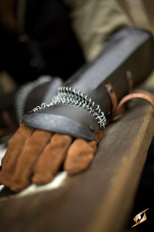 Bracers with chainmail, 1 mm