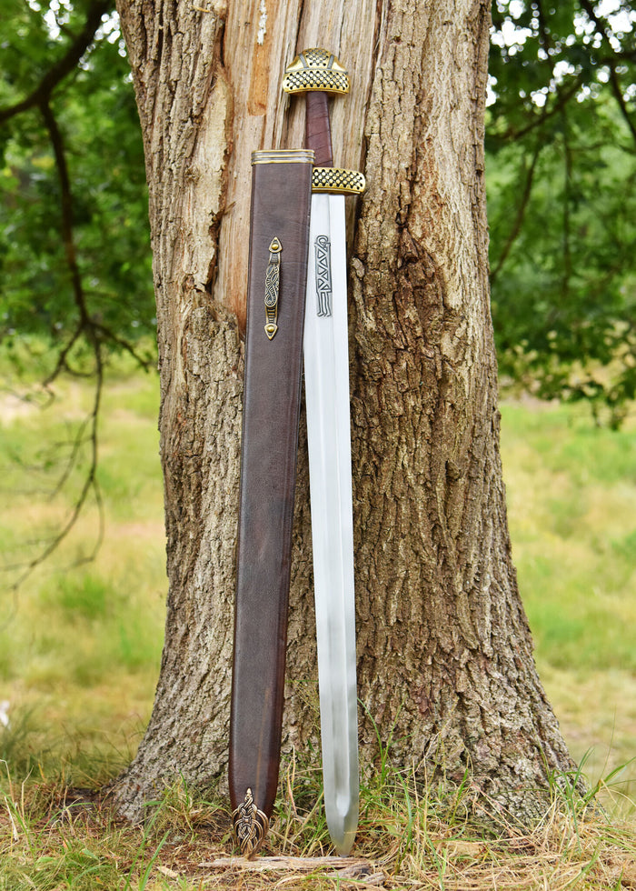 Viking sword Gnezdovo, Petersen E2, semi-sharp