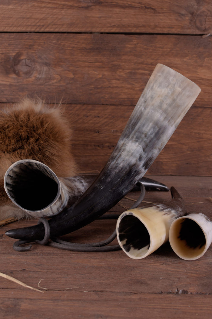 Drinking horn 1 litre