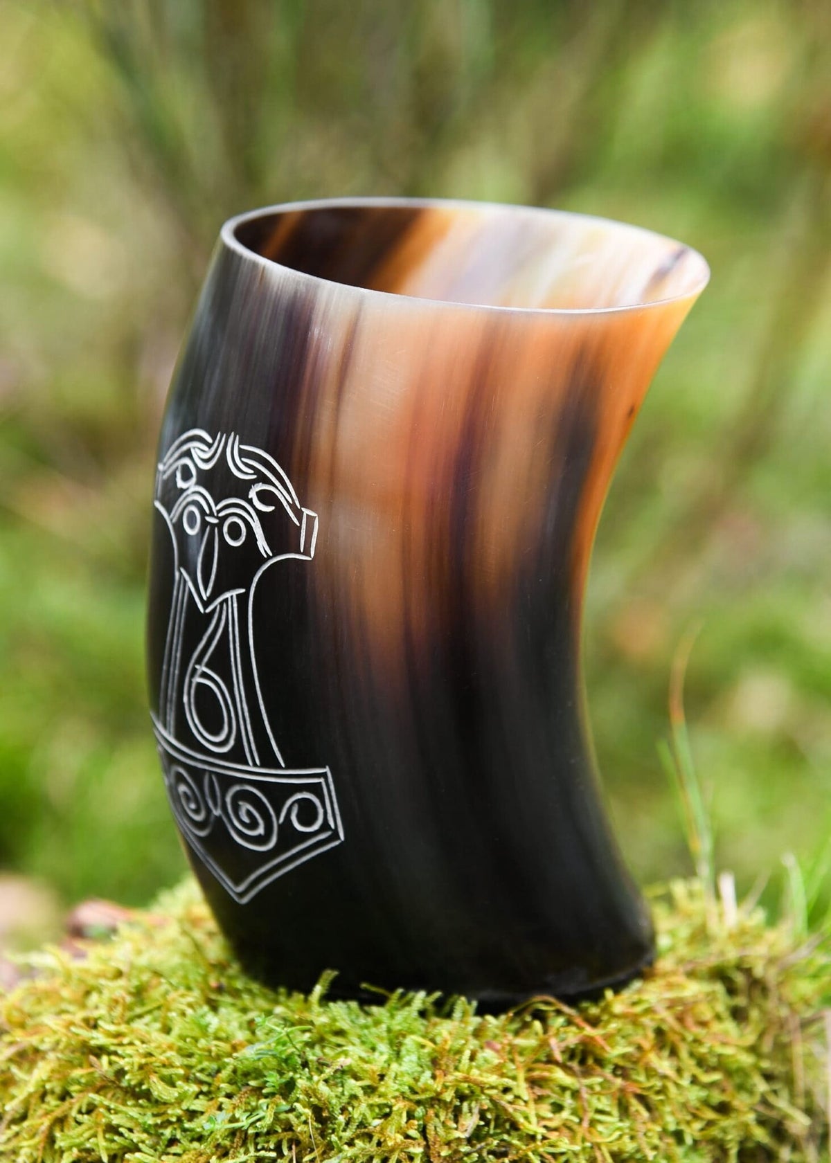 Horn drinking cup Mjolnir, 100-200 ml
