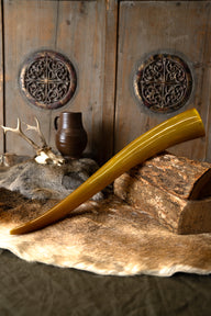 Magic drinking horn, 300-500 ml