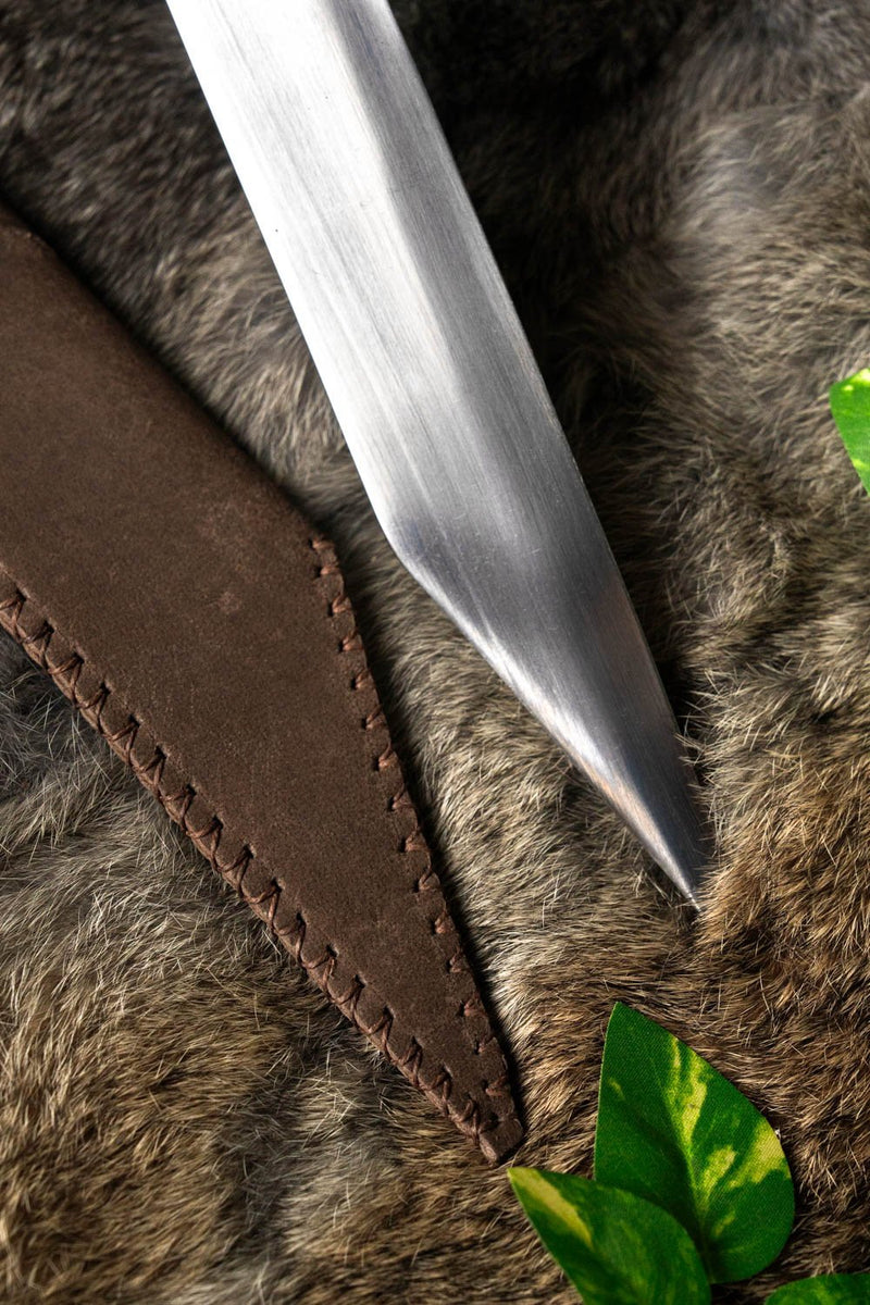 Sax anglosajón de espalda rota, semi-afilado