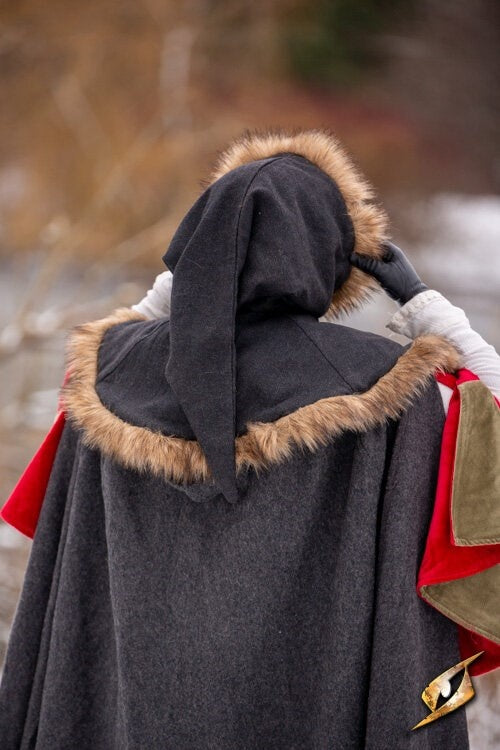 Hood Geralt, black, wool mix
