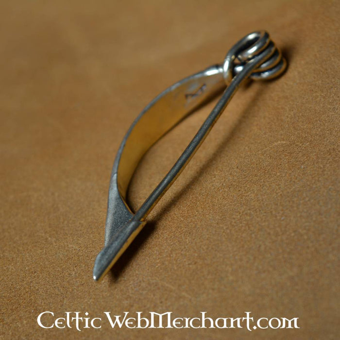 Celtic bow fibula, 3rd–1st century BC, bronze
