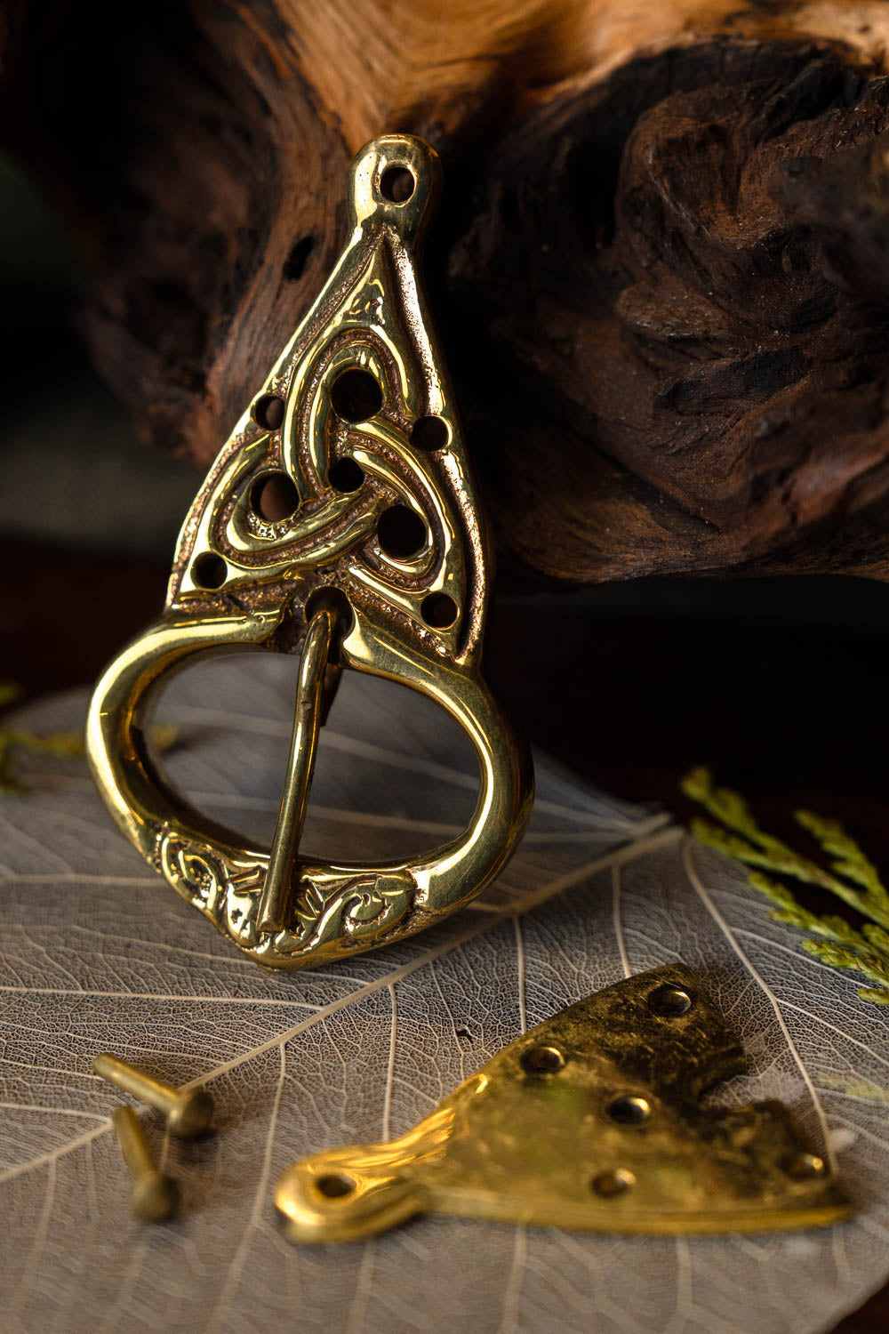 Viking buckle