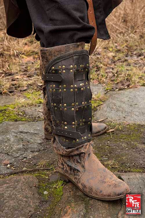 Pair of greaves Fighter, black