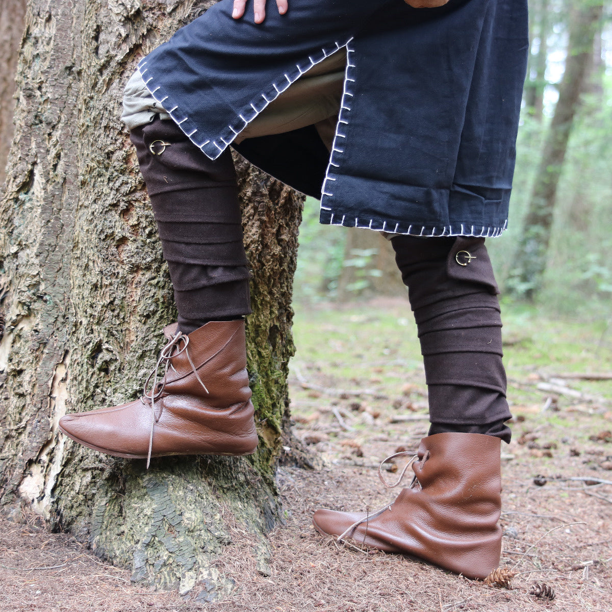 Hredulf leg wrappings, wool blend, brown