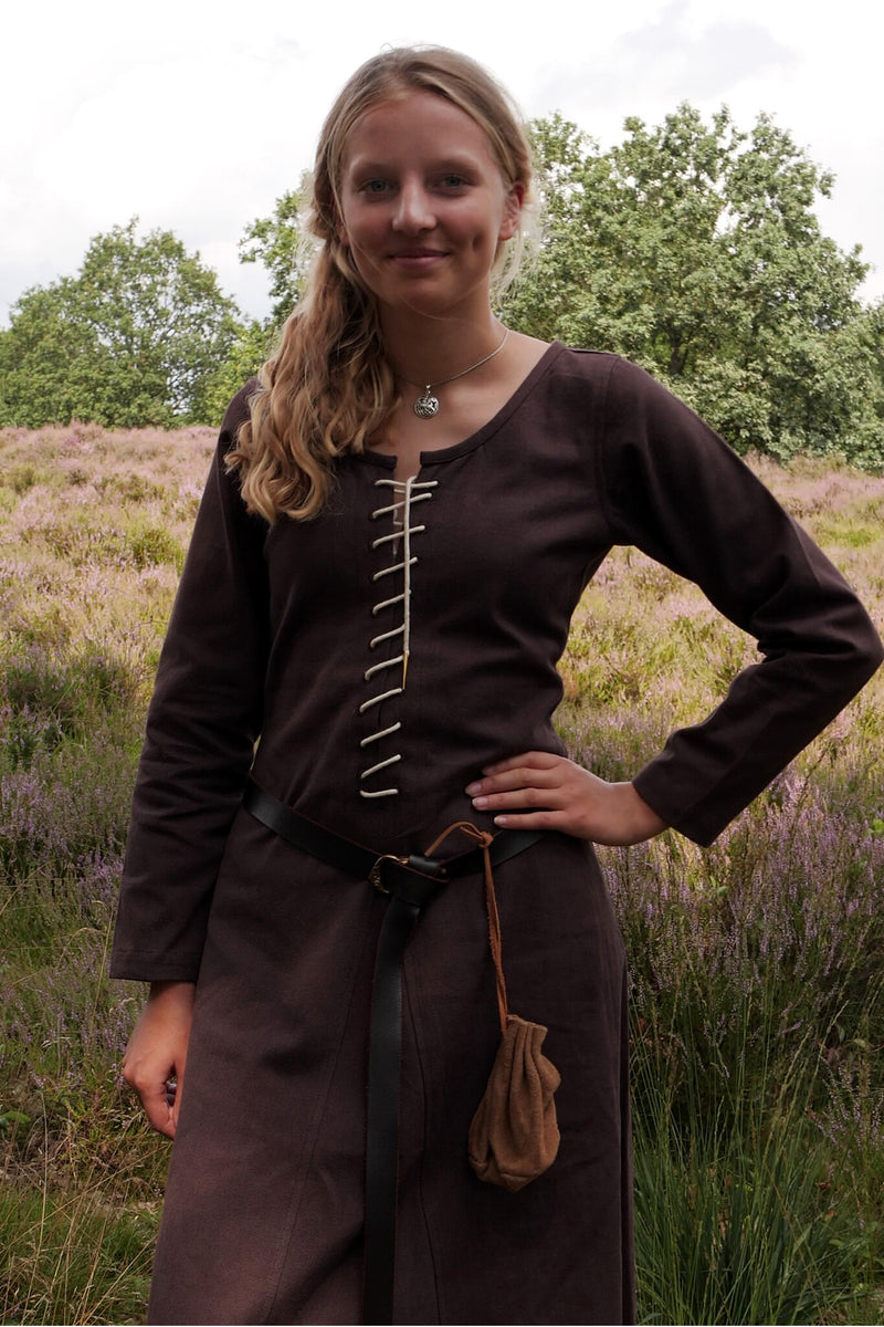 Cotehardie Christina, marrone