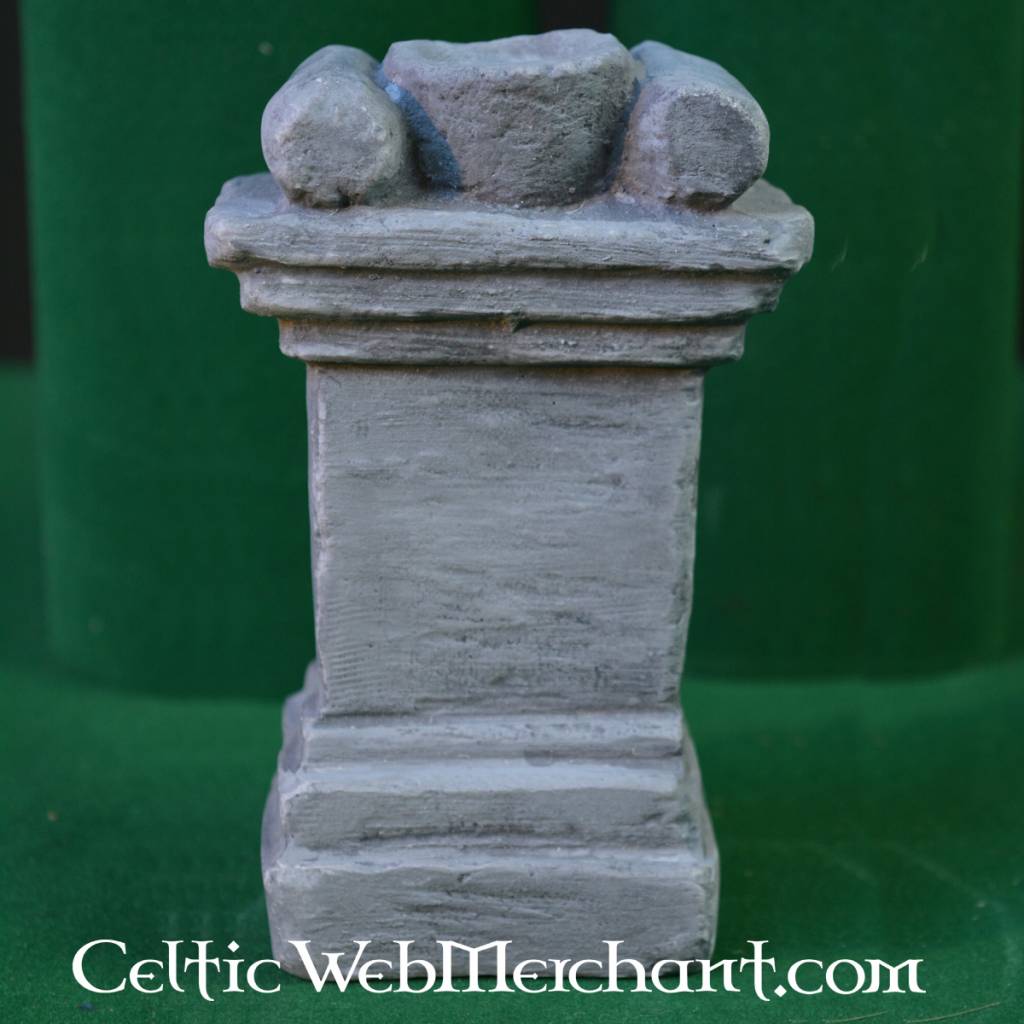 Columna for Roman house altar