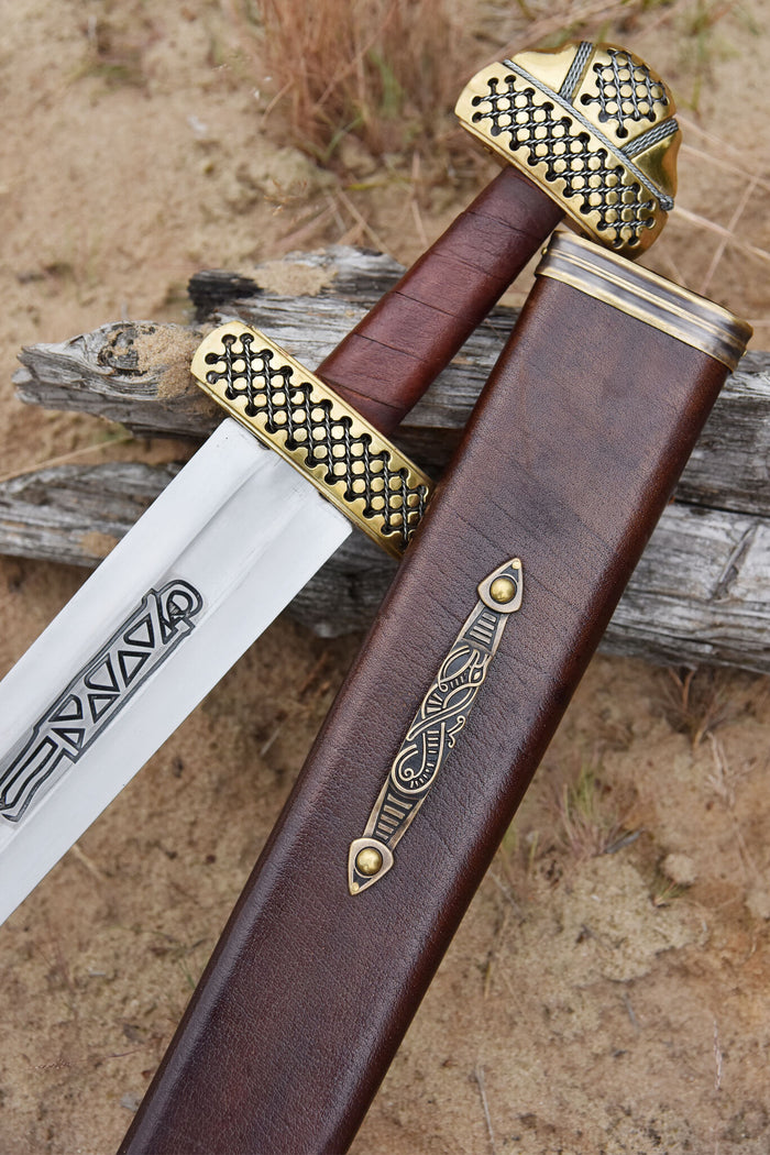 Viking sword Gnezdovo, Petersen E2, semi-sharp