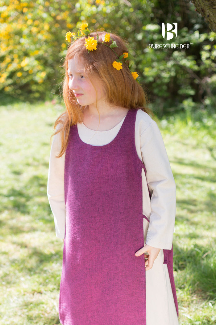Medieval hangeroc Ylva, violet