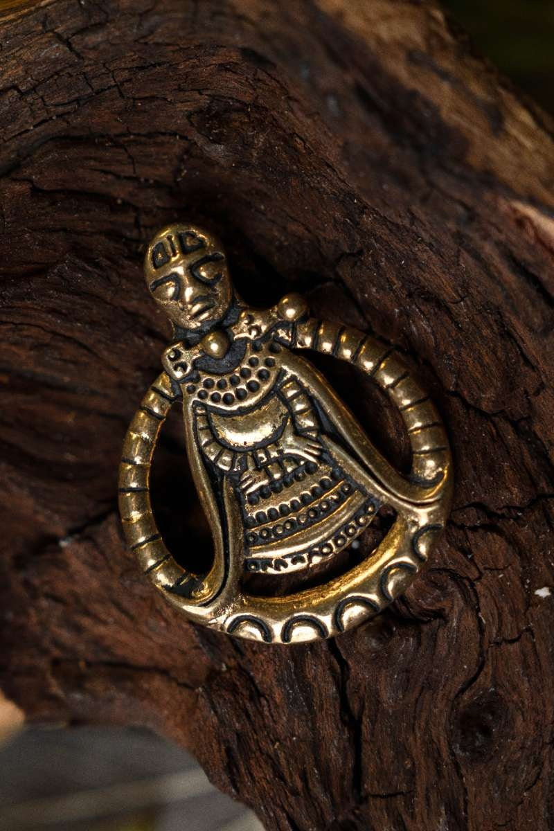 Viking Völva-amulet Aska, bronze