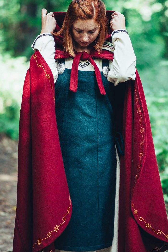 Cloak Ceridwen, red, wool blend