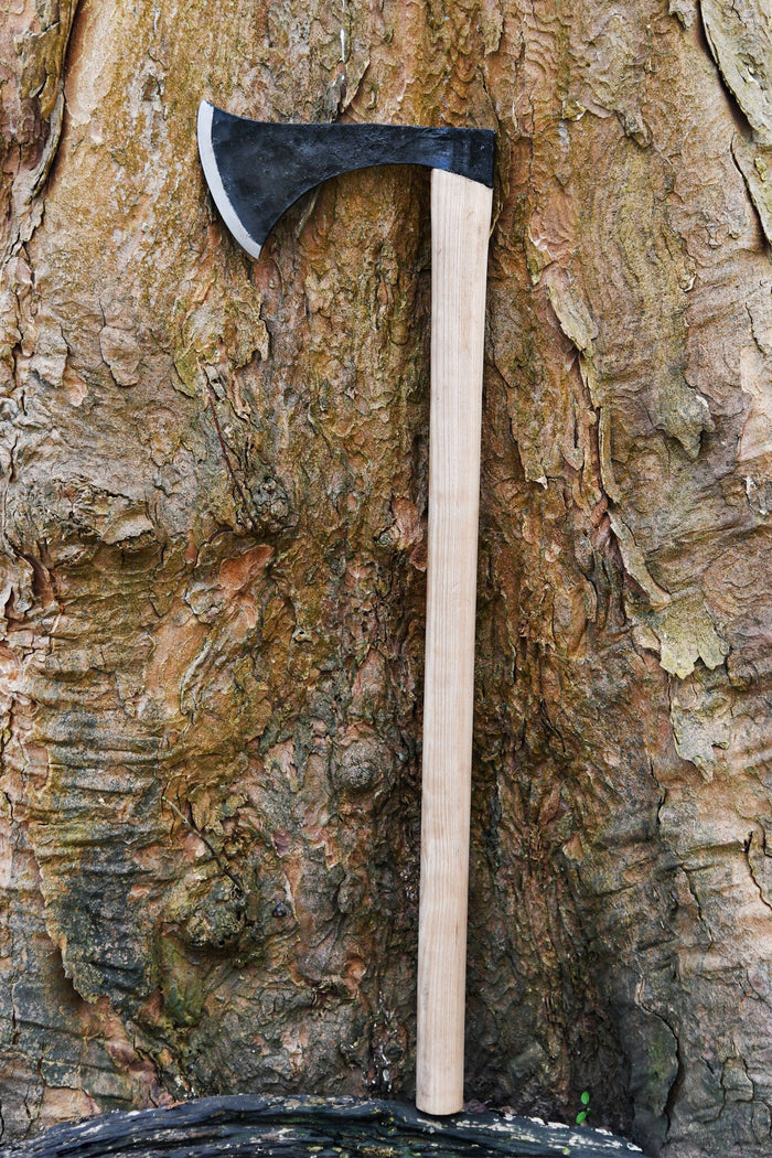 Large Francisca throwing axe, semi-sharp