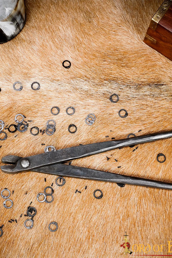 Chainmail riveting pliers 8-9 mm