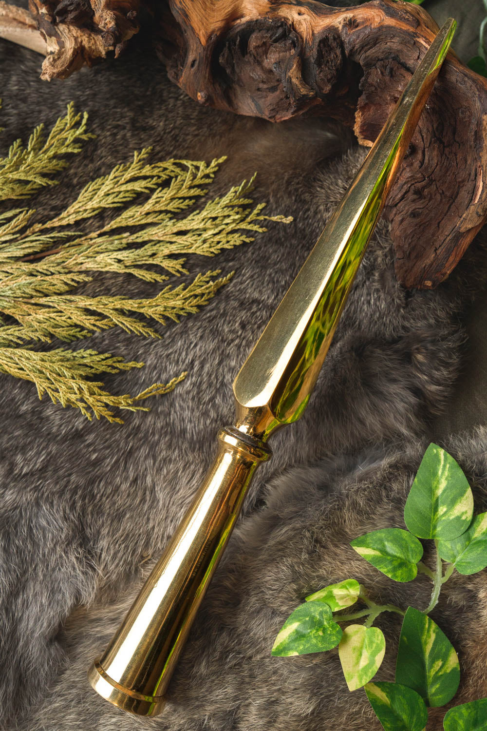 Brass spearhead, blunt (battle-ready)