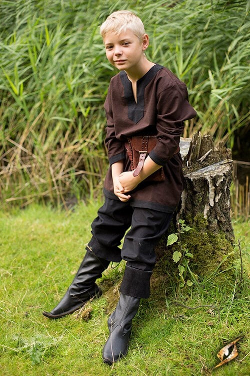 Tunica medievale a maniche lunghe marrone