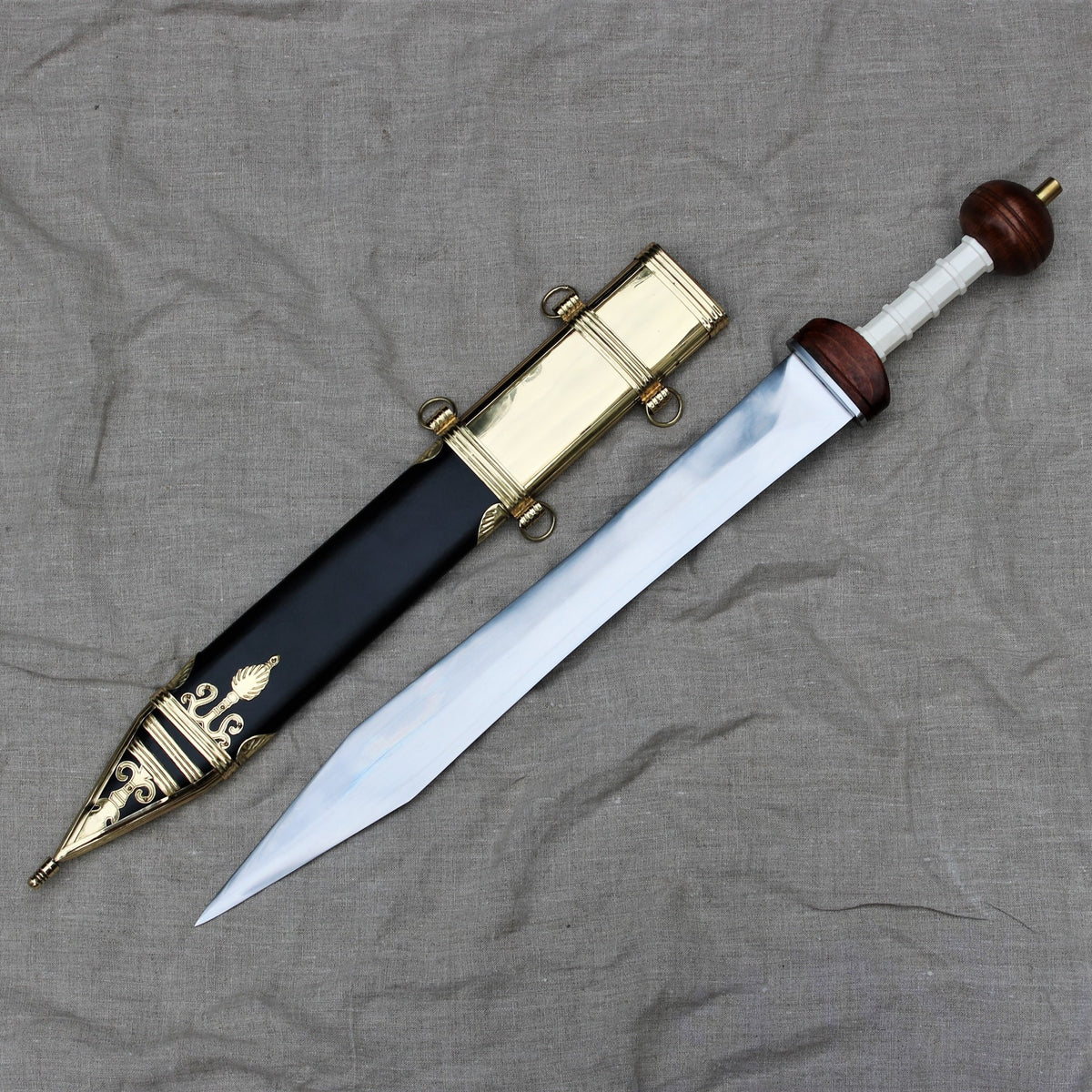Gladius Mainz Pompeii, semi-sharp