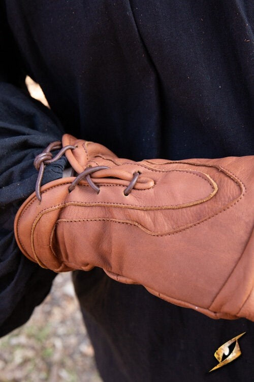 Fingerless gloves with laces, brown