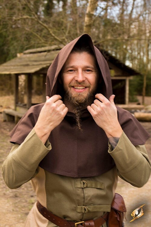 Medieval chaperon Walt, brown
