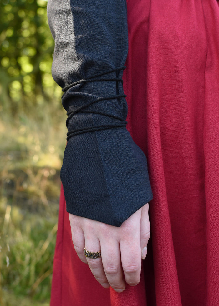 Medieval blouse Aubrey, black