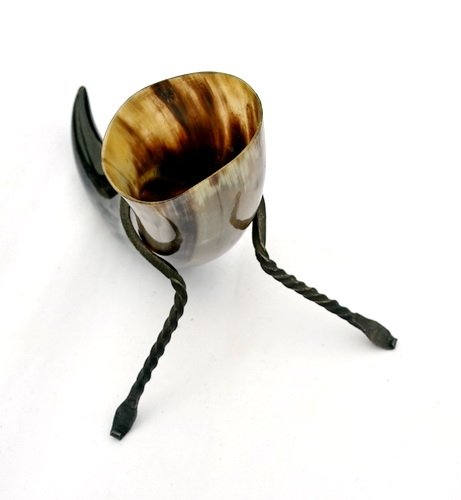 Drinking horn holder on the road