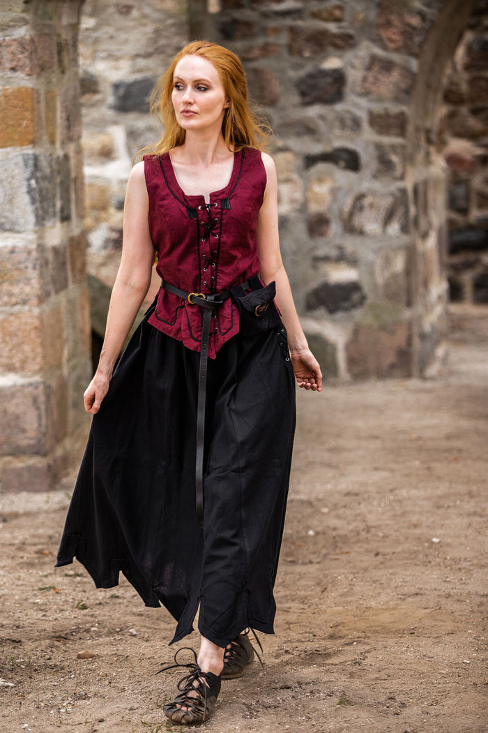 16th century doublet Christine red