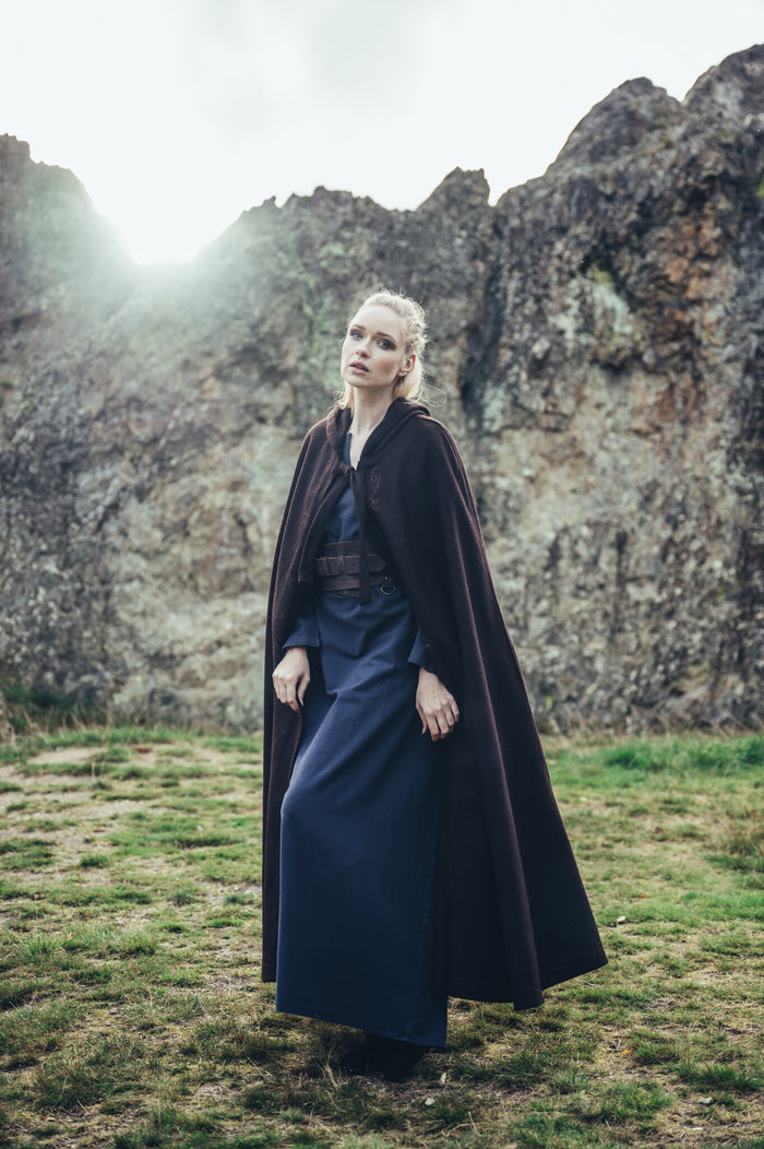 Embroidered cloak Damia, wool blend, brown