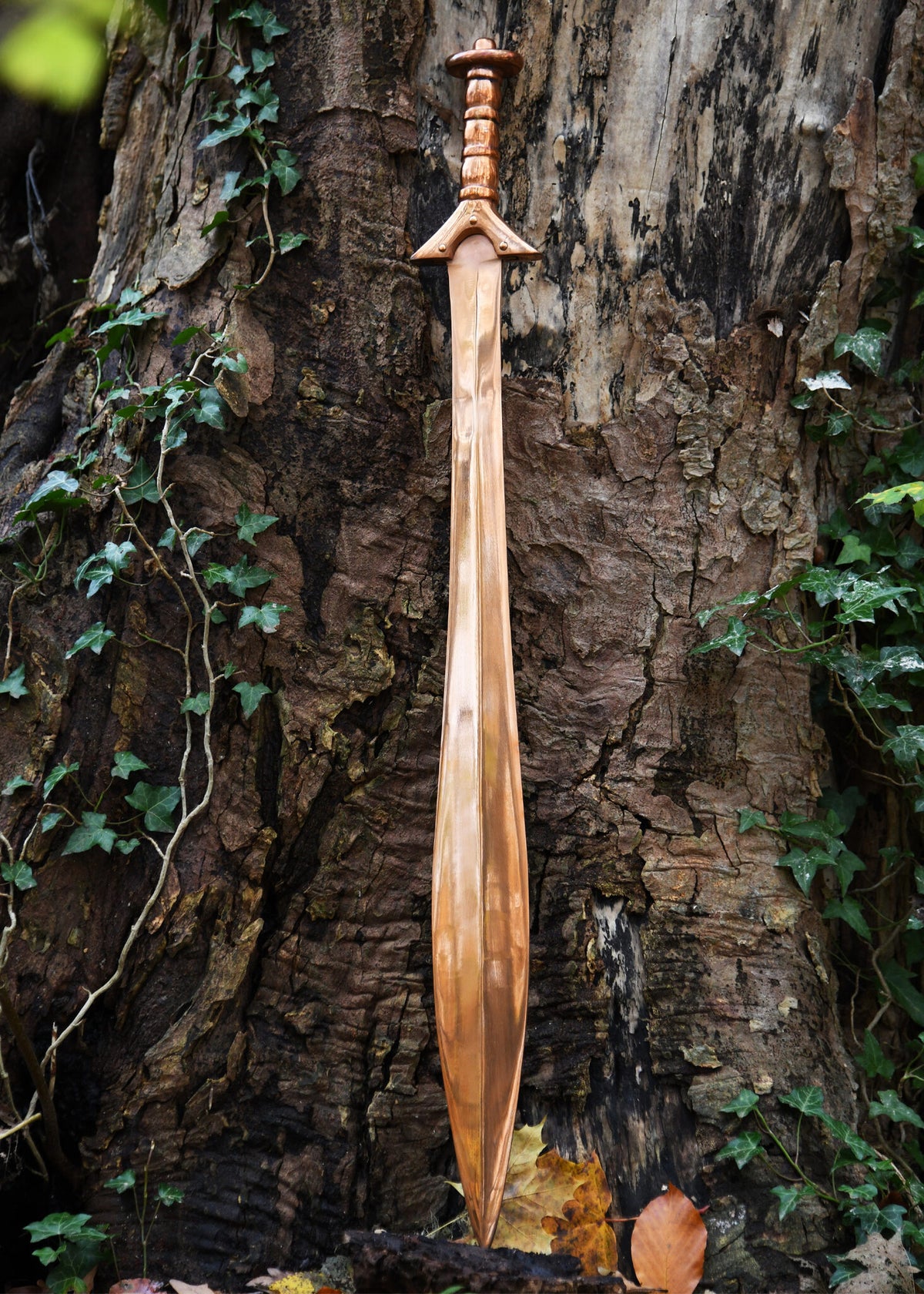 Bronze Age sword, semi-sharp