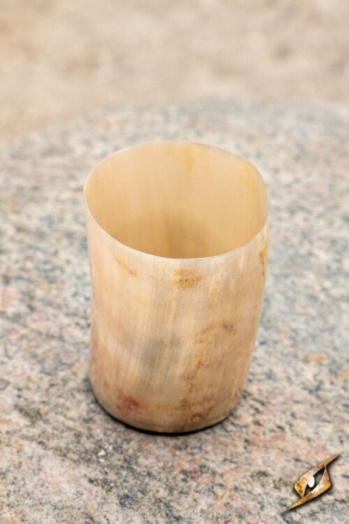 Horn cup, light, 200-300 ml