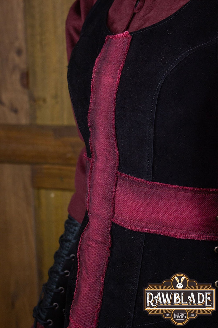 Cross knight tabard, woman - black/red