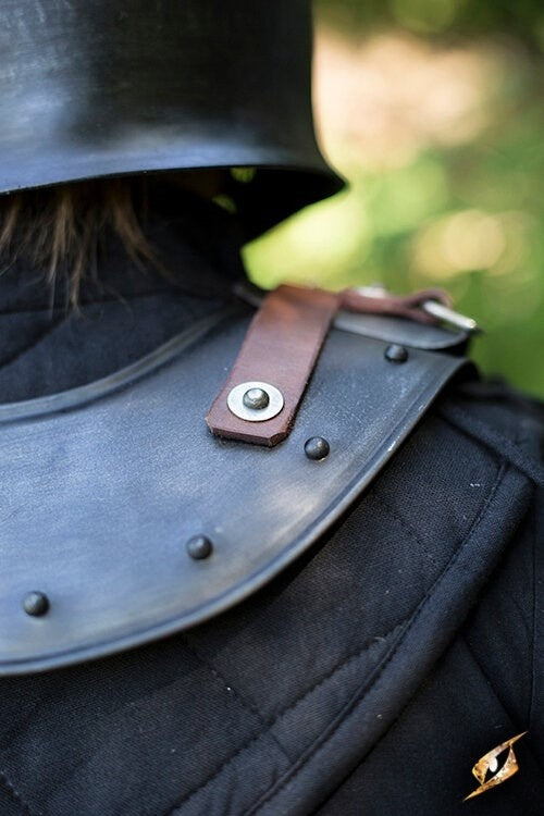 Gorget Warrior, patinated, 1 mm