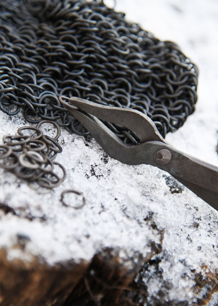 Set of 2 pliers for butted rings