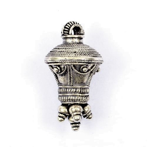Germanic berlock pendant, silvered bronze
