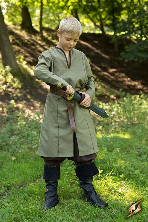 Elven tunic green